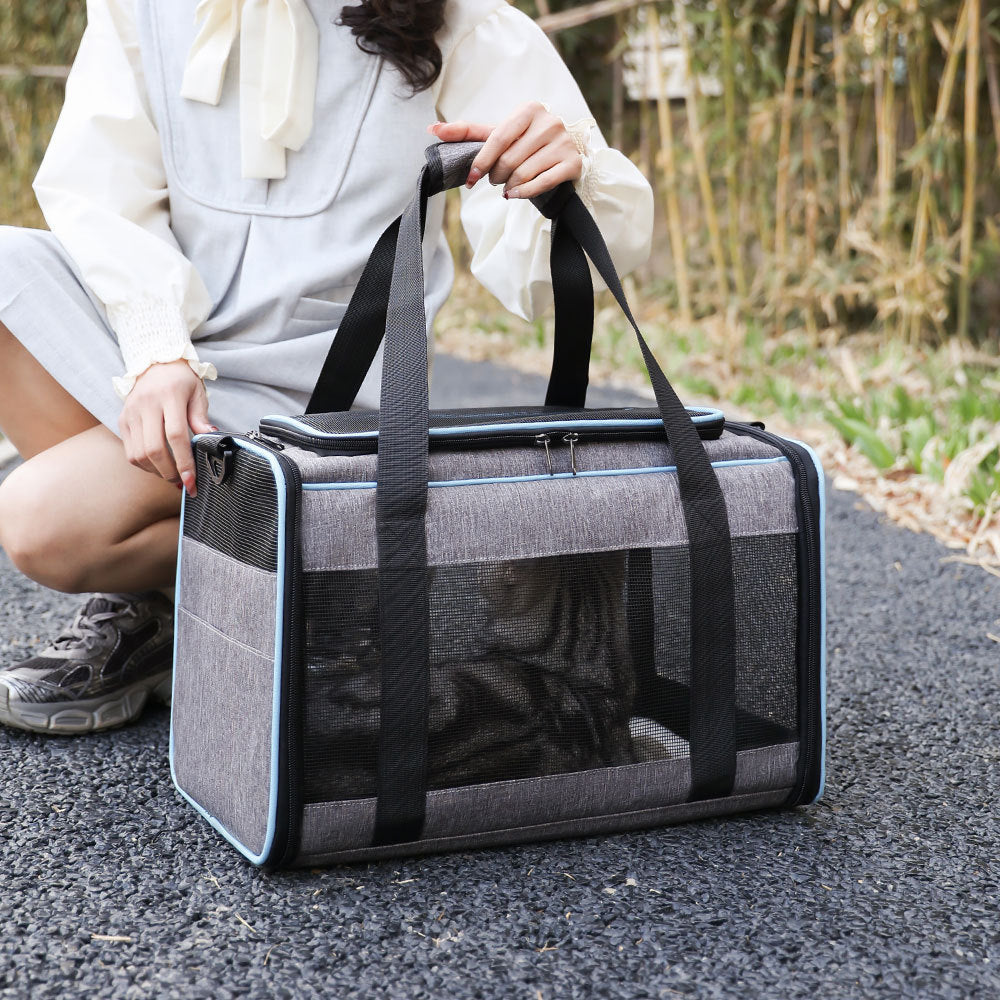 Oxford Pet Carrier Bag with Mesh Panels & Shoulder Strap